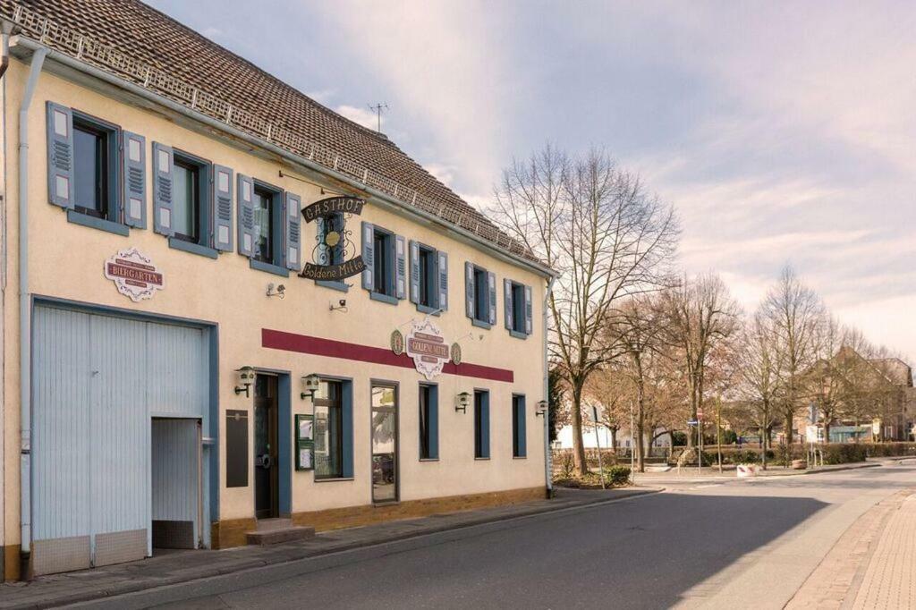 Pension Goldene Mitte Groß-Zimmern Exterior foto